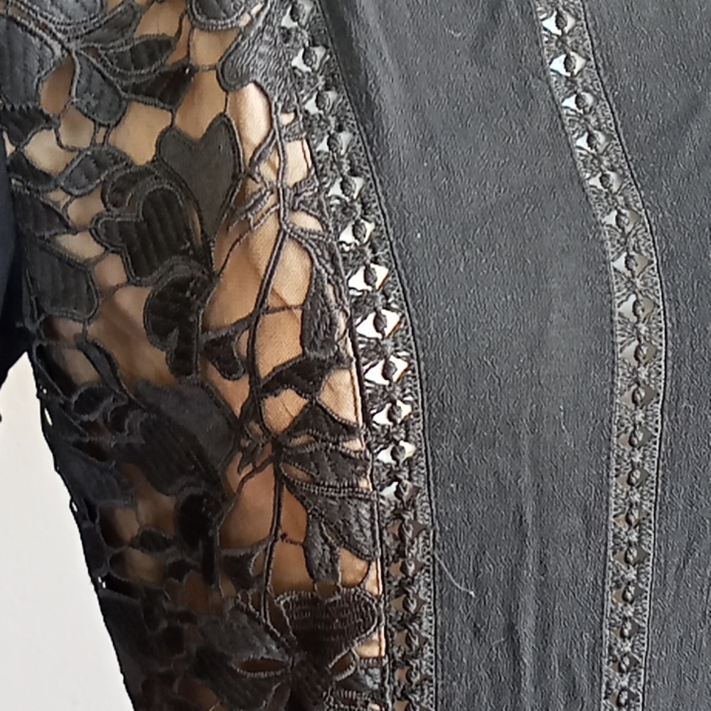 Sass Bohemian little black dress with lace size 10 - Picture 3 of 9